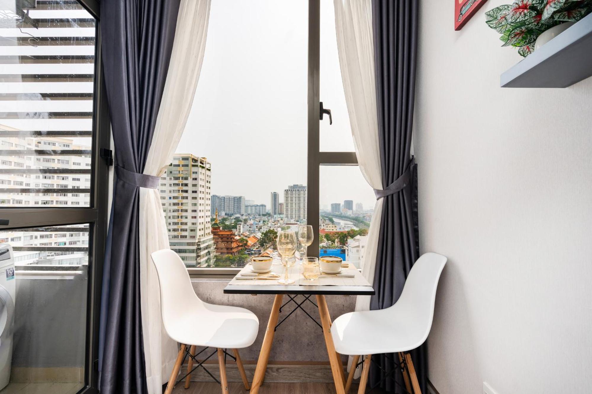 Oui! Oui! Cbd - Rivergate Building * Cidade de Ho Chi Minh